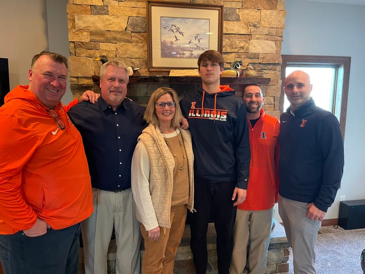 Looks Like University Of Illinois - Tanner Hollinger